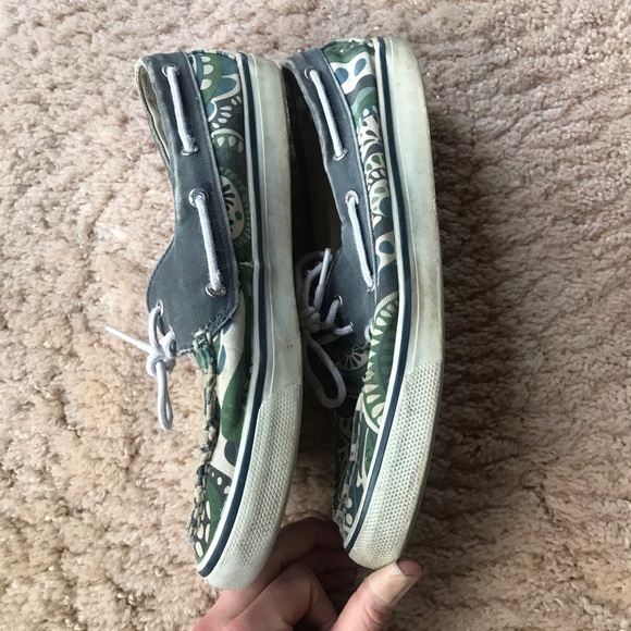 Patterned sperry’s - Picture 5 of 8